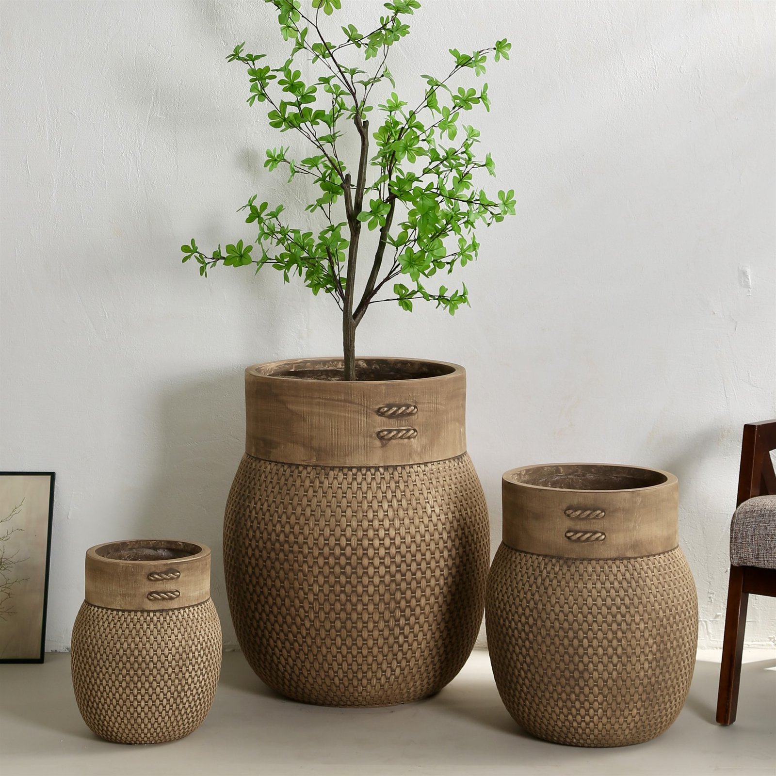 Vintage brown woven texture fiberglass planter set in three sizes
