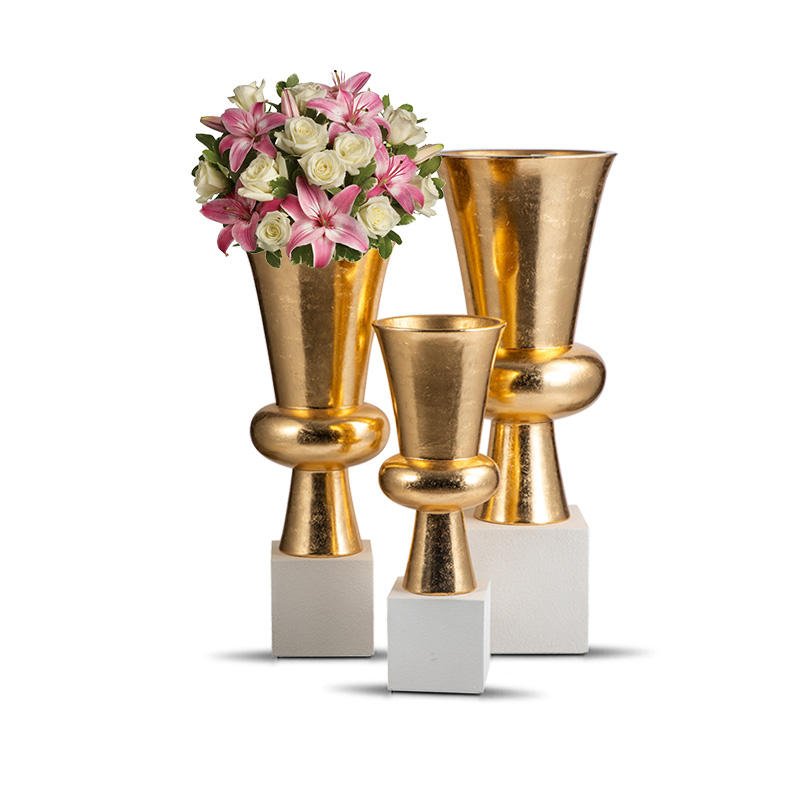 Gold Hourglass Ring-Accent Fiberglass Wedding Vase