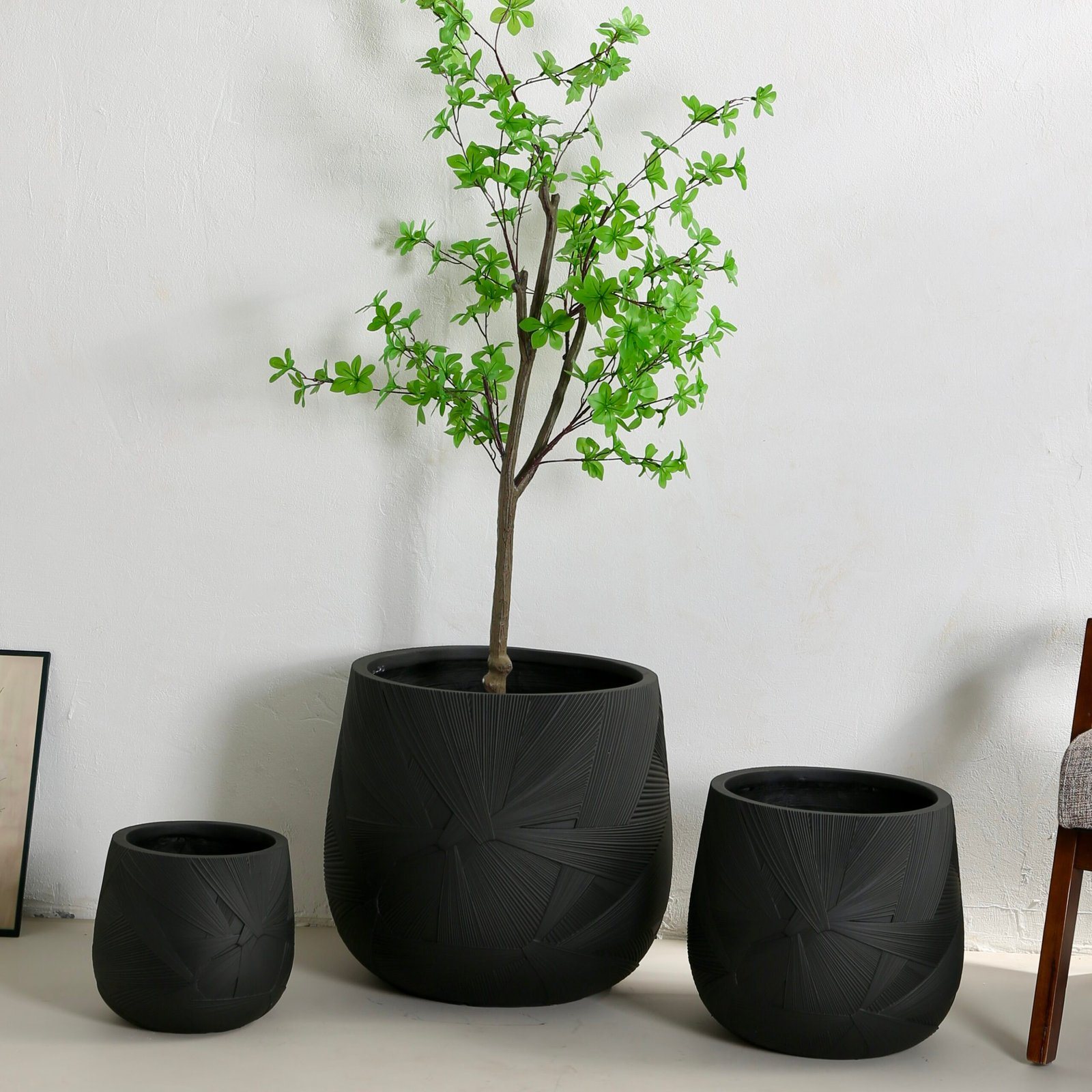 YT-502 Pure Black magnesium oxide planter