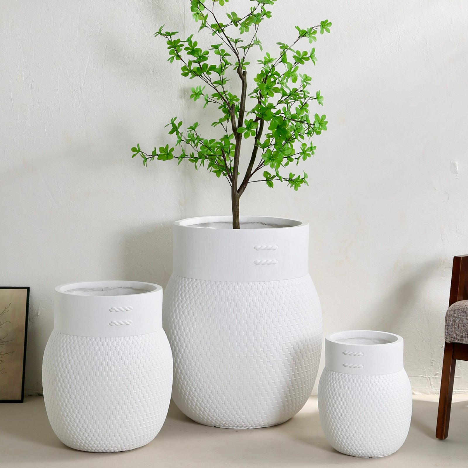 YT-812 Pure White magnesium oxide planter