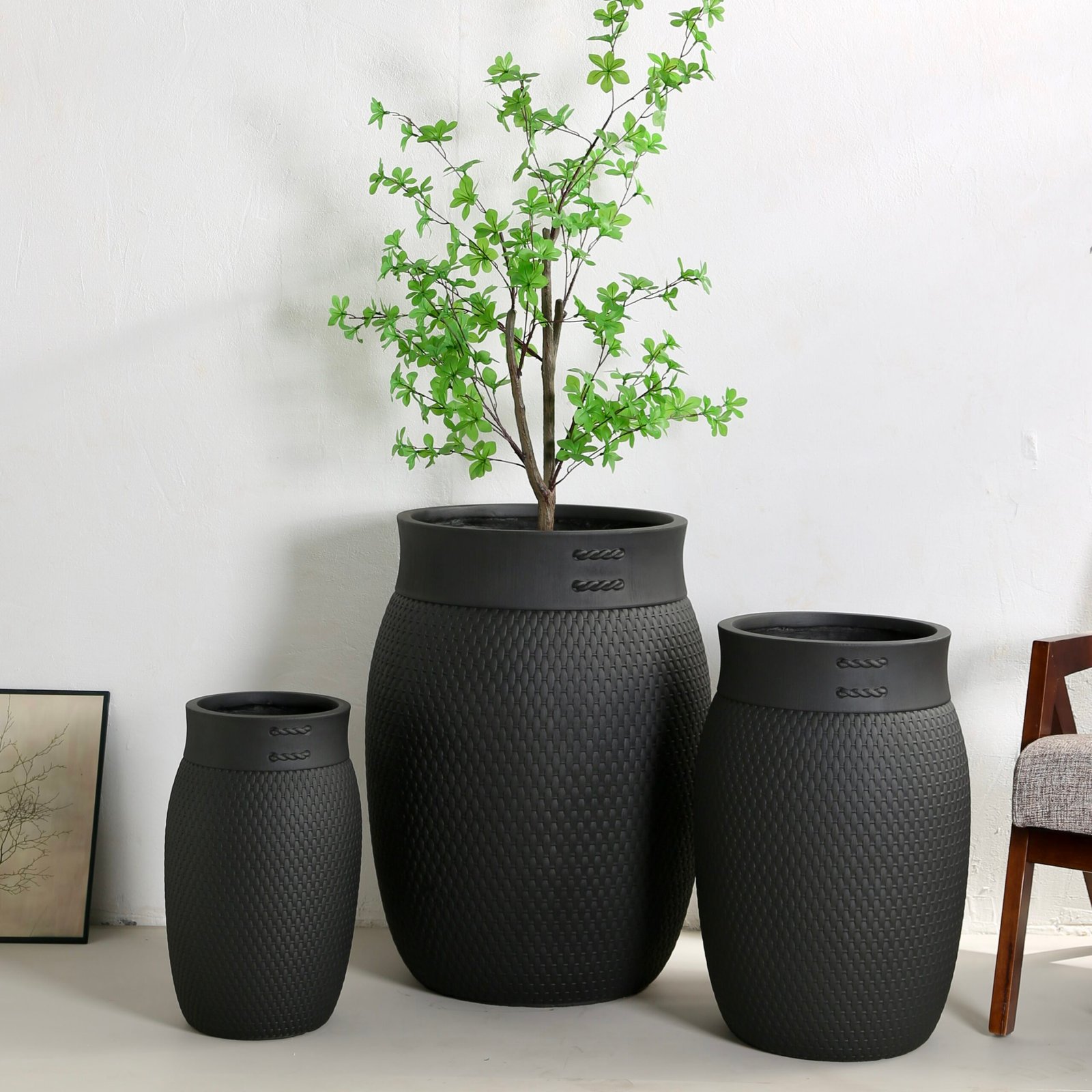 YT-814 Pure Black magnesium oxide planter